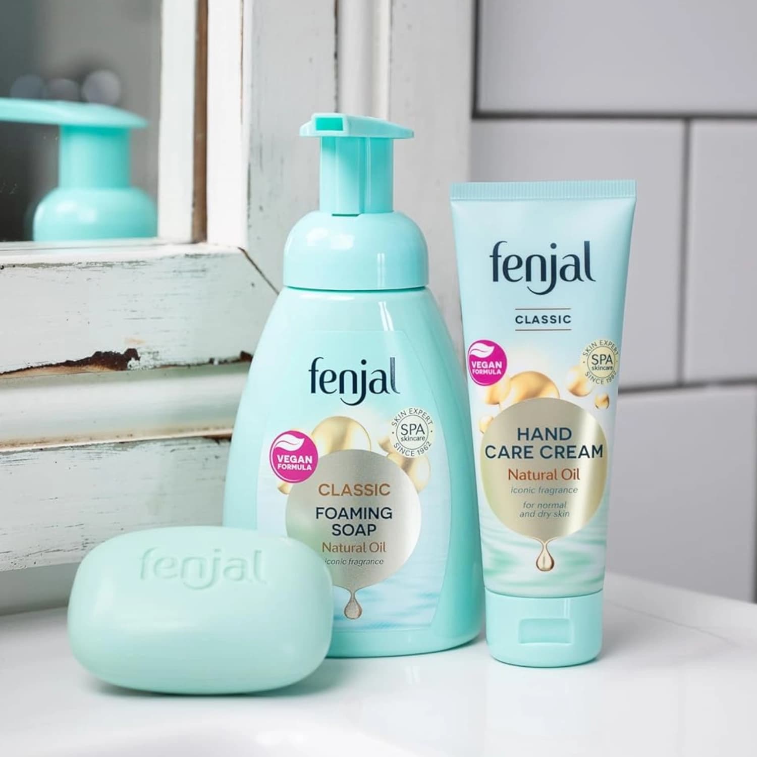 Fenjal Classic Foaming Soap 250ml
