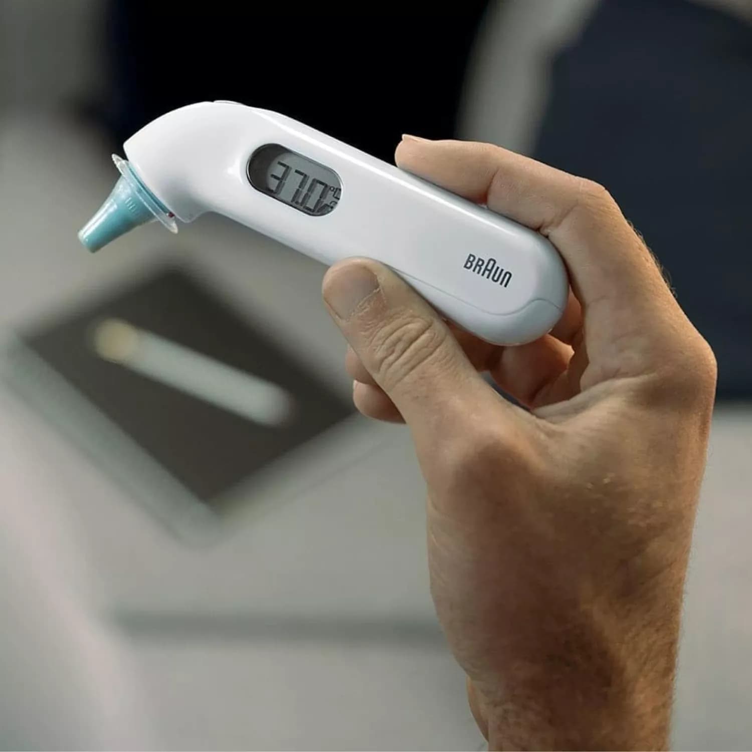 Braun IRT-3030 Compact Ear Thermometer