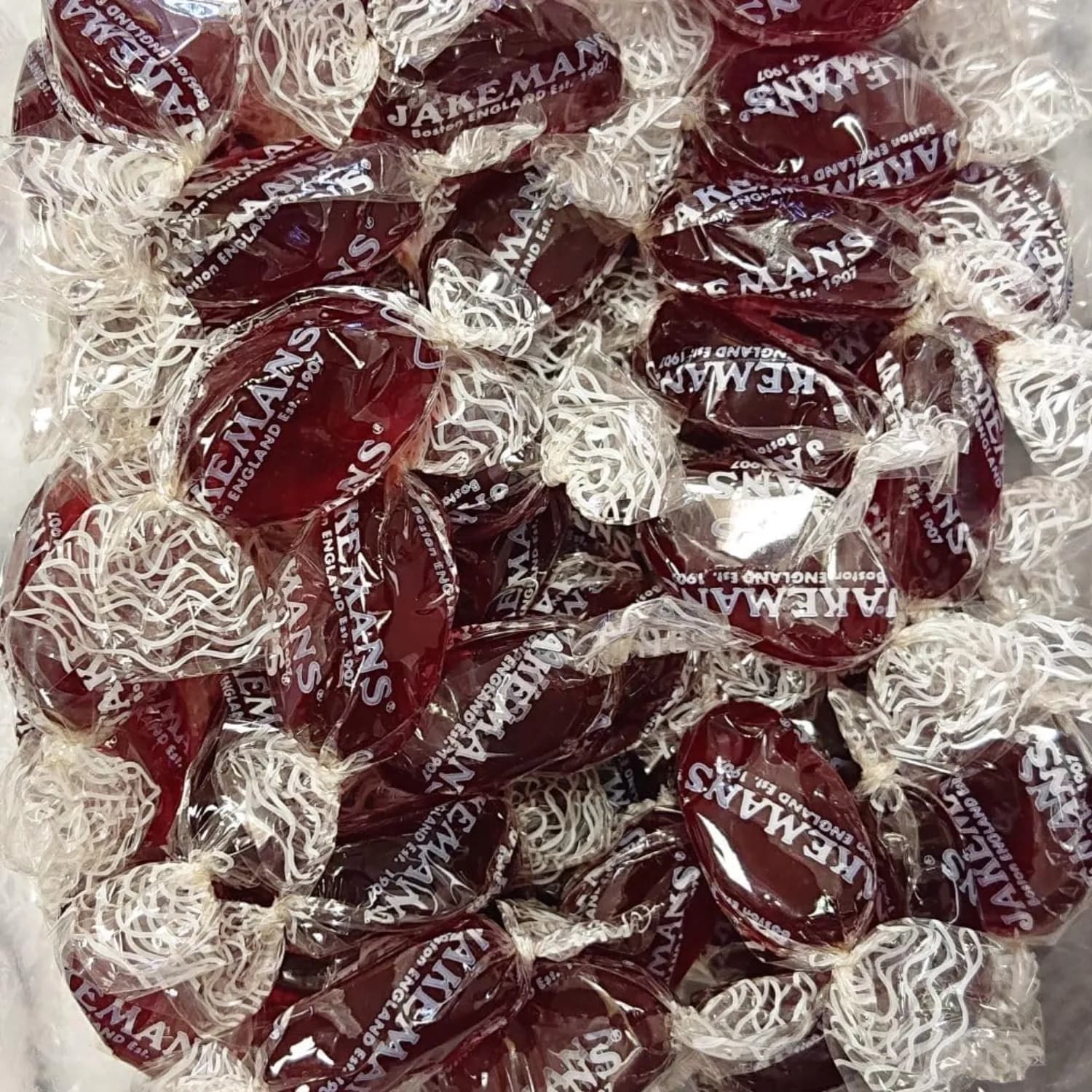 12x Jakemans Blackcurrant Throat & Soothing Menthol Sweets