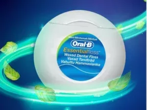 Oral-B Essential Floss Waxed Dental Floss Mint Taste 50m - Image 4