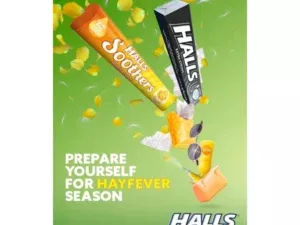 Halls Soothers Strawberry Juice Sweets 45g - Image 7