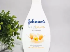 Johnson's Soft & Nourish Body Wash 400ml - Image 4