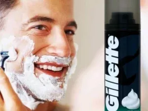 Gillette Classic Sensitive Skin Men's Shaving Foam 200ml - Pack 6 - Image 5